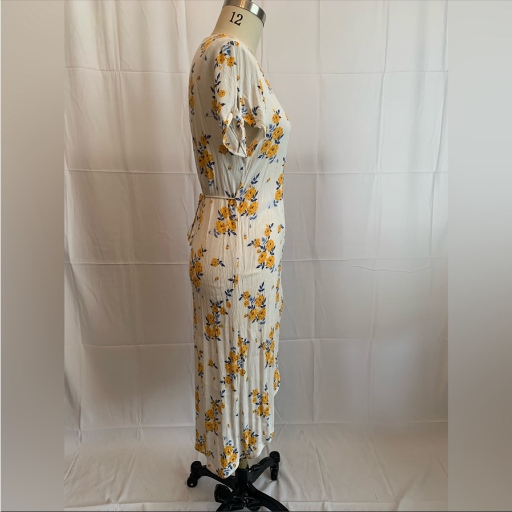 Vintage Crinkled Fabric Floral Patterned Wrap Dress size 14 fits like a 12 EUC - Picture 2 of 10